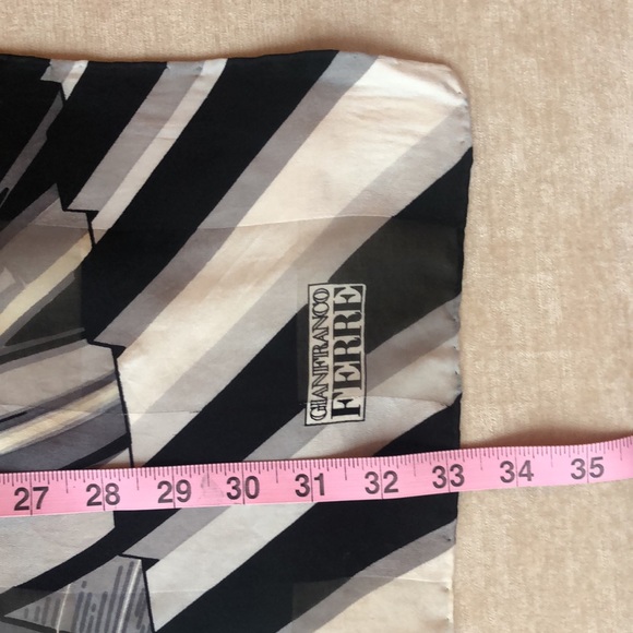 Gianfranco Ferre Accessory - Picture 5 of 9